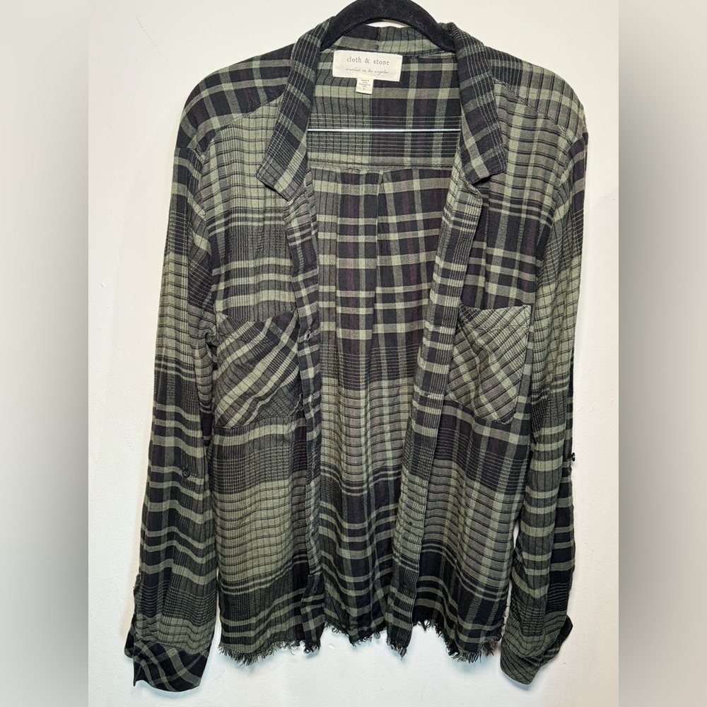 Cloth & Stone Green Plaid Raw Hem Flannel Shirt Sz Large